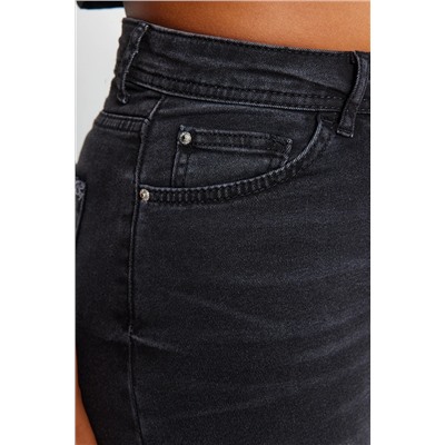Черные гибкие джинсы скинни с высокой талией и детальной отделкой TBBSS23CJ00014
