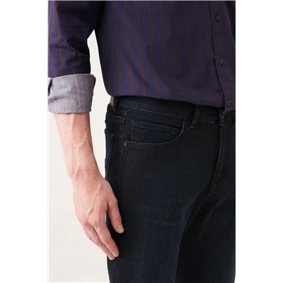 Мужские темно-синие винтажные потертые эластичные зауженные джинсовые брюки A31y3500