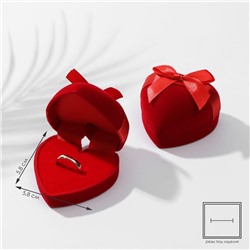 Футляр бархатный под серьги/кольцо «Сердце» с лентой, 6,2×6,2, цвет красный