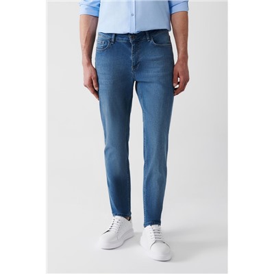 Синие джинсовые брюки берлинского винтажного потертого гибкого приталенного кроя