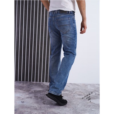 Мужские джинсы 👖  ☑️ хлопок 100%  ☑️ Качество отличное 😘 ☑️ , рост модели 185