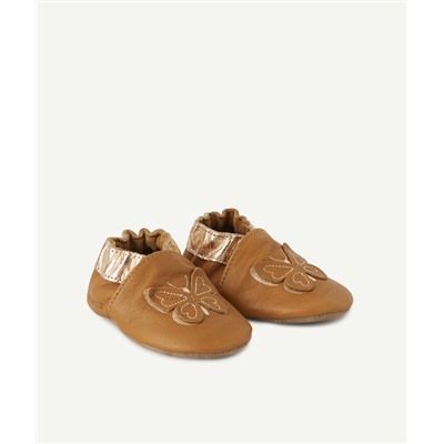 ROBEEZ
LES CHAUSSONS CAMEL ET DORÉS EN CUIR AVEC PAPILLONS