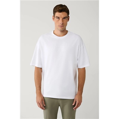 Белая футболка Oversize из хлопка с круглым вырезом и принтом
