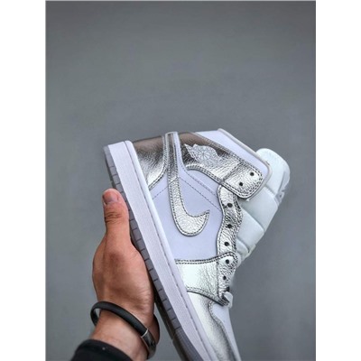 Кроссовки Air Jorda*n 1 Mid AJ1