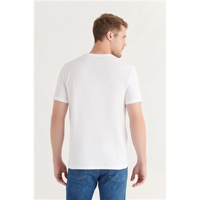 Белая футболка стандартного кроя из 100 % хлопка с круглым вырезом из двух частей