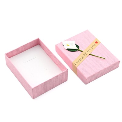 Подарочная упаковка под набор 90*70*30мм с цветком, цв.розовый.