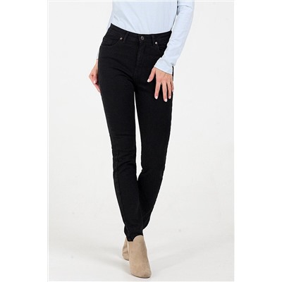 Привлекательные женские джинсы 133508 на размер 46