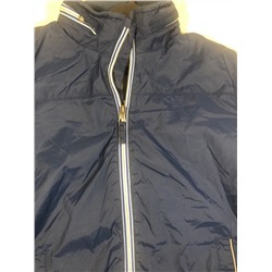 Легкая куртка для мальчика сезон весна ( Италия) размер 164 (13-14 лет)