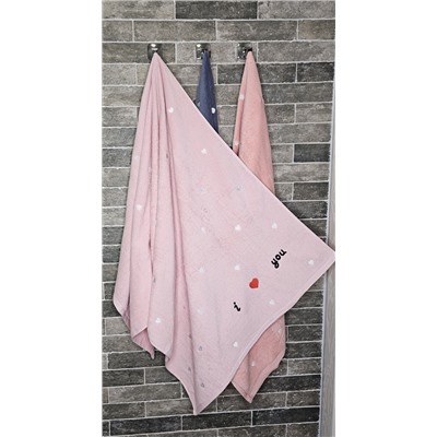 Полотенце махровое банное Сердечки вышивка розовое
