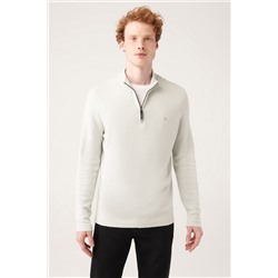 Светло-серый вязаный свитер с высоким воротником на молнии, стандартный крой