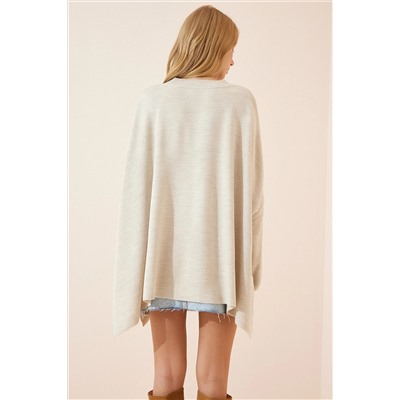 Женский кремовый свитер-пончо оверсайз с боковыми разрезами YY00005