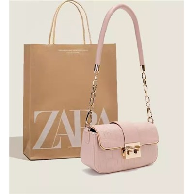 Розовая сумочка Zar*a