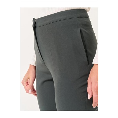 Классические тканевые брюки цвета хаки с высокой талией