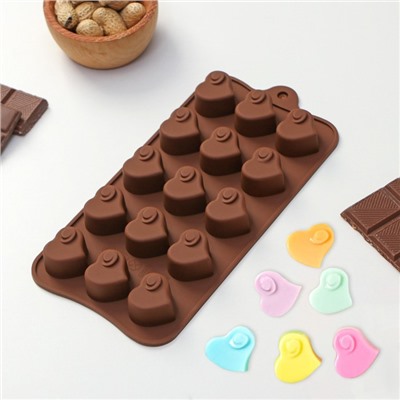 Форма для конфет и шоколада Доляна «Сердцеедка», силикон, 21,5×11×1,5 см, 15 ячеек, цвет коричневый