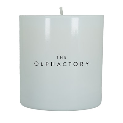 Свеча ароматическая The Olphactory, White Insignia, Majestic Symphony, 60 ч