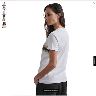 DKN*Y ❤️  экспорт  ✅  женская футболка с абстрактной печатью, похожей на картину нарисованную маслом, на левой груди трехмерный логотип. Цена на оф сайте 69 💵 начало продаж 22.04 в 10:00