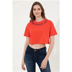 Женская красная укороченная футболка с круглым вырезом Неожиданная скидка в корзине