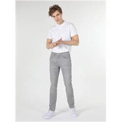 Серые мужские джинсовые брюки прямого кроя с низкой талией нормального кроя