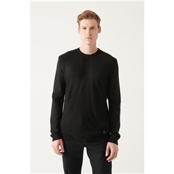 Черный трикотажный свитер с круглым вырезом и узором «елочка», стандартный крой
