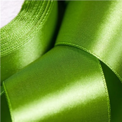 Лента, атлас, цвет зеленый лаймовый, ширина 50 мм