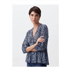Смешанная атласная блузка с двубортным воротником и рукавами три четверти с цветочным принтом