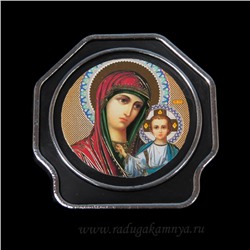Икона автомобильная "Пресвятая Богородица" в рамке домик 62*62мм