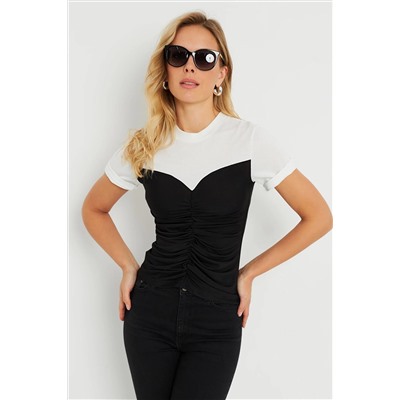 Женская блузка-футболка со сборками черно-белая KS117