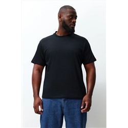 Удобная базовая футболка большого размера черного цвета из 100 % хлопка TMNSS23TS00134