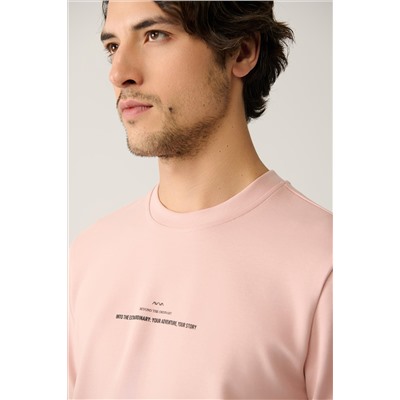 Светло-розовый свитшот стандартного кроя из ткани интерлок с круглым вырезом с принтом