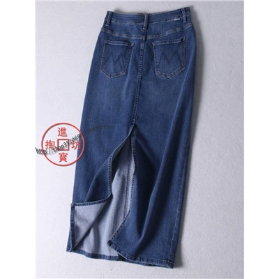 Классическая джинсовая юбка с шикарным разрезом🫶  ❤️MOTHE*R  Материал: джинсовая ткань из стиранного хлопка