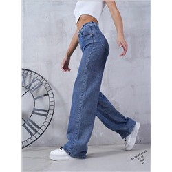 Женские джинсы 👖  ☑️  - палаццо  ☑️ Качество отличное 😘 ☑️ Хлопок с добавлением стрейча  ☑️ Посадка высокая , рост модели 170