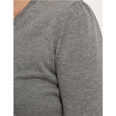 Светло-серый зауженный свитер с v-образным вырезом