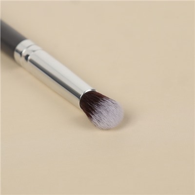 Кисть для макияжа «Brush GRAPHITE», 18,5 см, цвет тёмно-серый