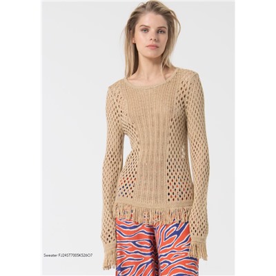 KNITTED SWEATER WITH FRINGES BL СВИТЕР