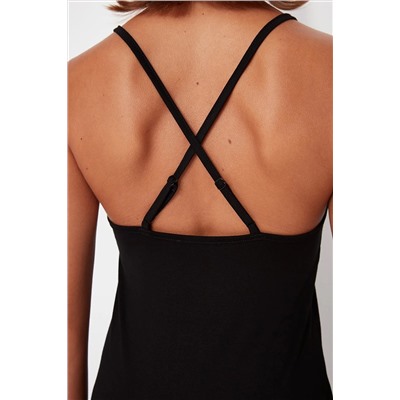 Черное приталенное вязаное пляжное платье макси с открытой спиной TBESS23EL00126