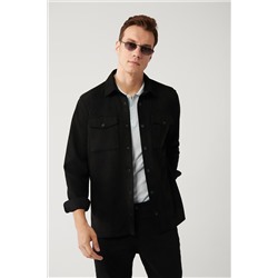 Черное классическое замшевое пальто-рубашка комфортного кроя с карманами на кнопках спереди