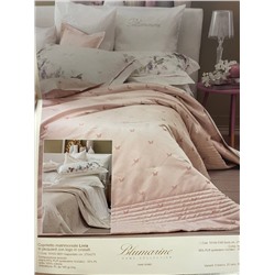 #Blumarine #покрывало  Цвет белый, бежевый, розовый 305,50€ 270*270
