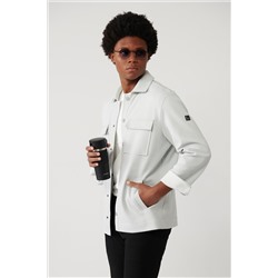 Светло-серая куртка-рубашка с классическим воротником и диагональным клапаном с двумя карманами, вязаная удобная посадка